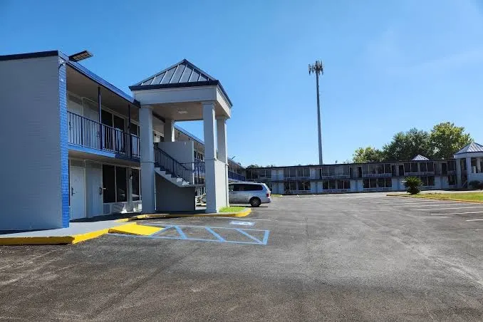 Baymont by Wyndham (formerly - Smart Stay Inn Lafayette)