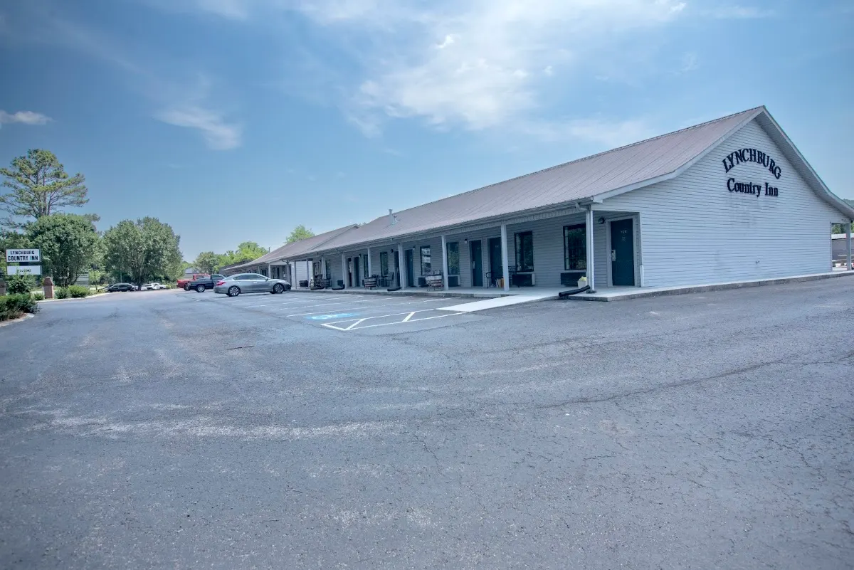 Lynchburg Country Inn