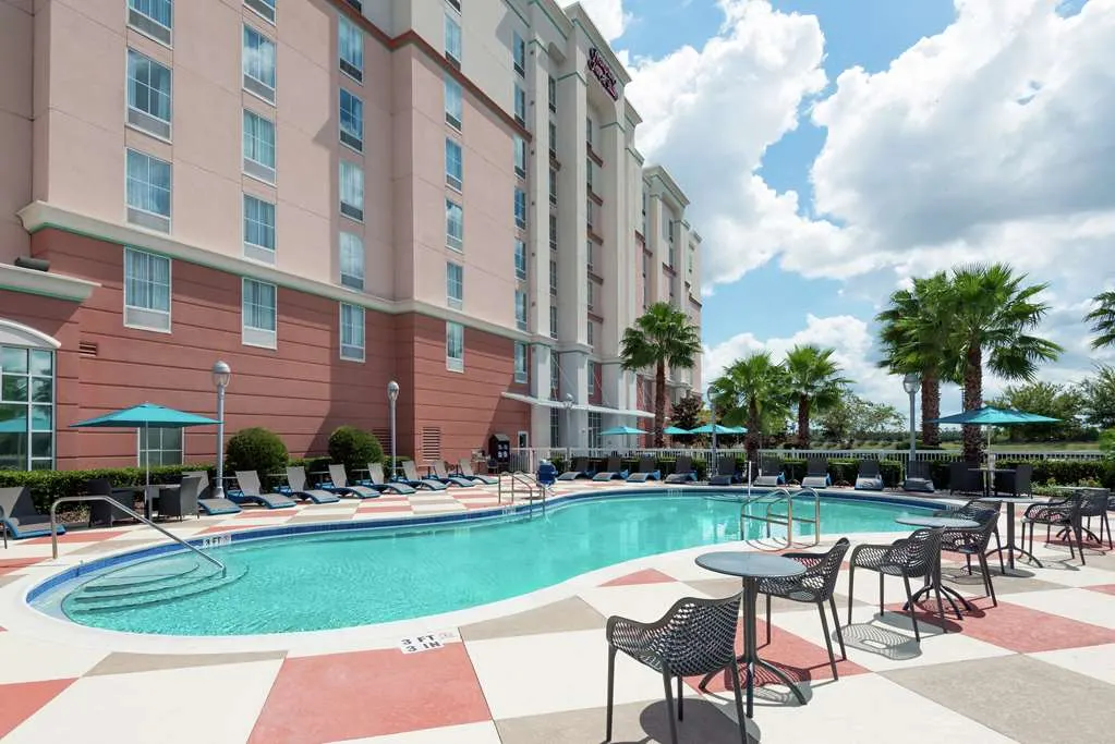 Hampton Inn & Suites Orlando Airport @ Gateway Village