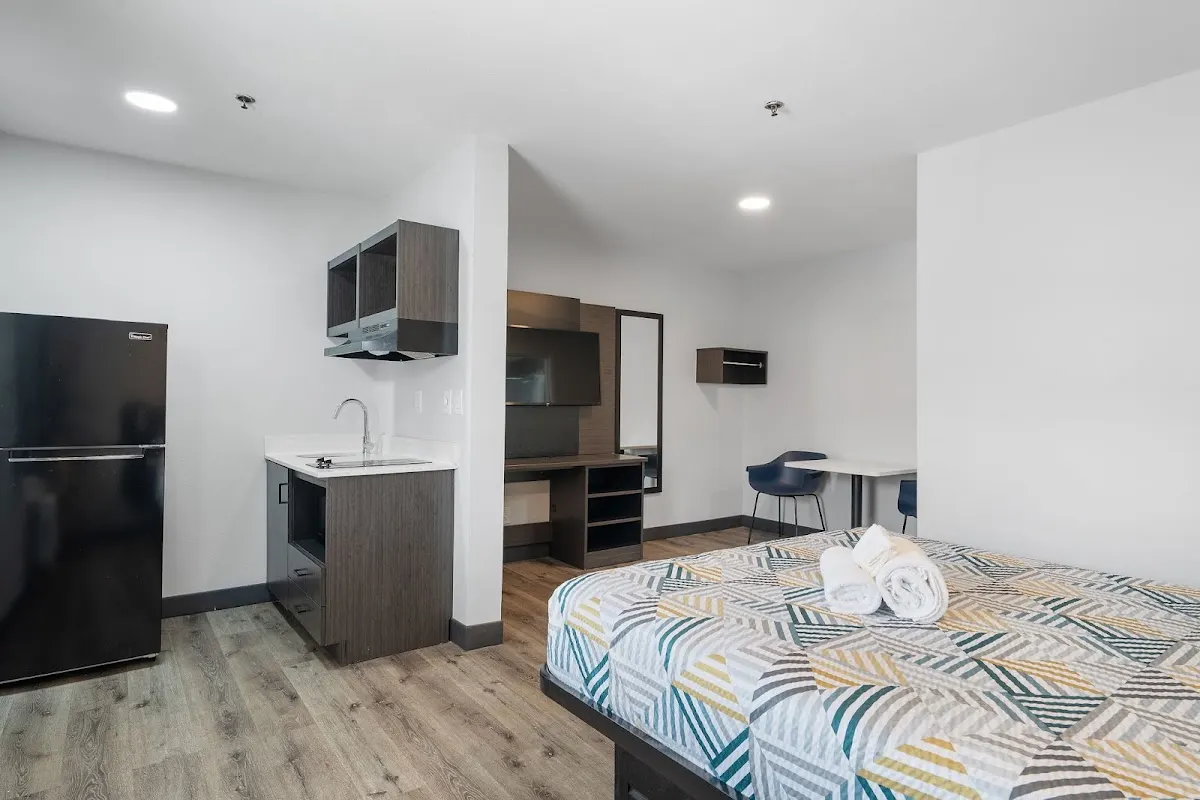 Southern Suites Pensacola Davis