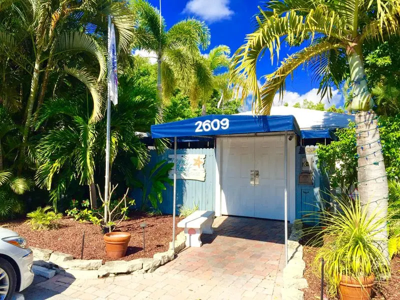 Coral Reef Guesthouse
