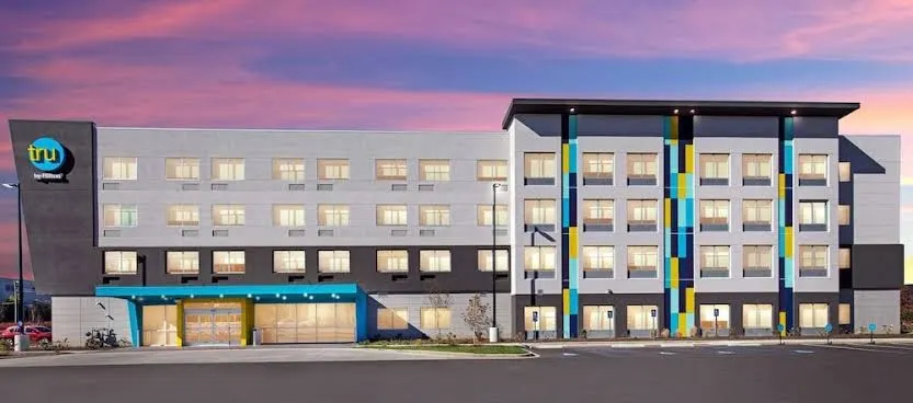 Tru by Hilton Lexington