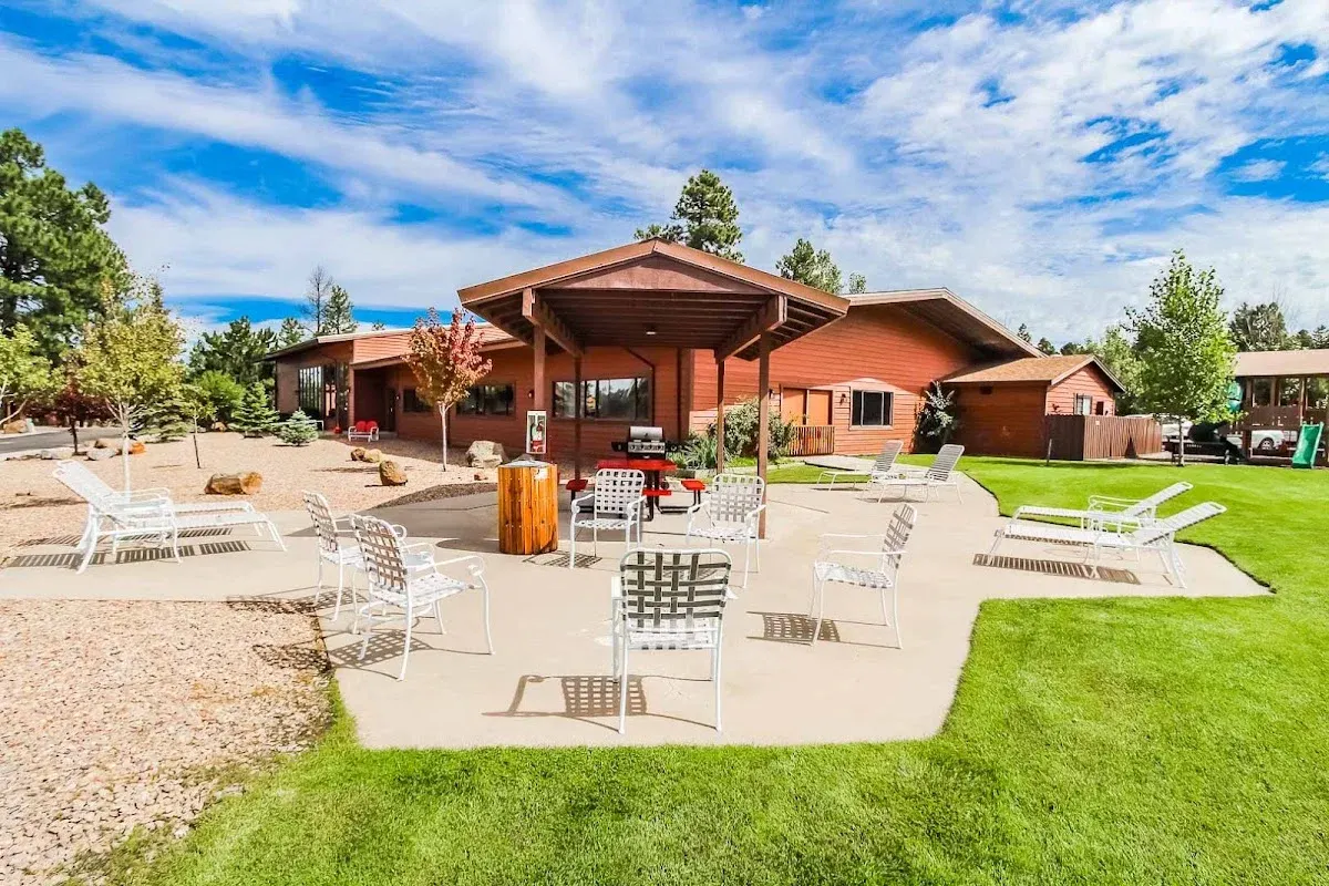 Roundhouse Resort & Spa