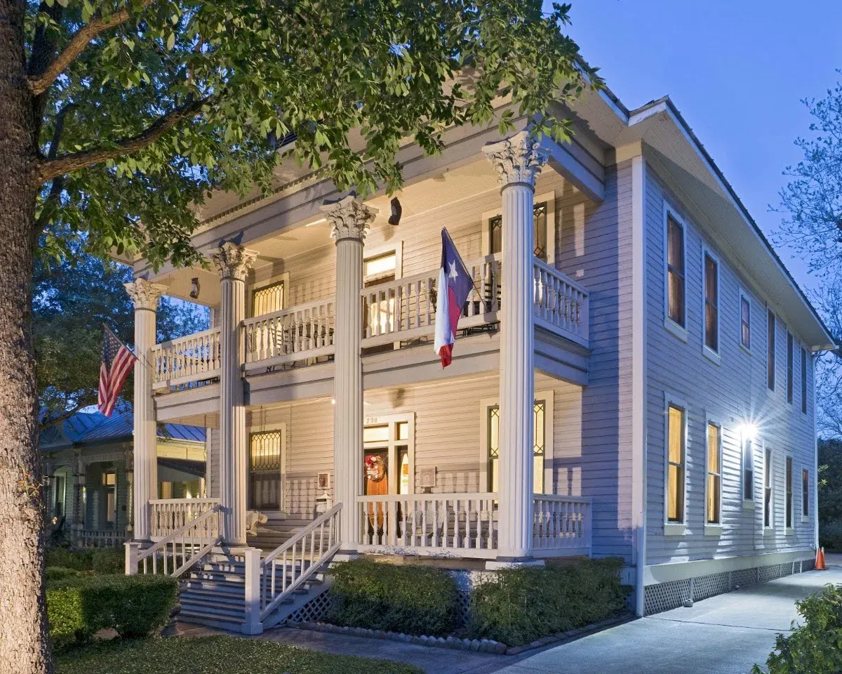 Brackenridge House Bed and Breakfast