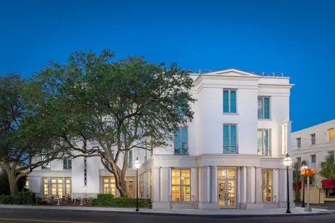 Hotel Operis, Autograph Collection