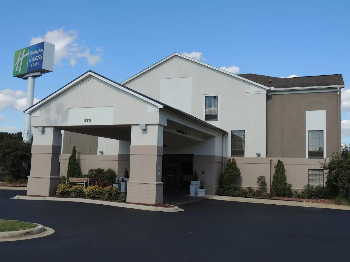 Holiday Inn Express & Suites Birmingham NE - Trussville by IHG