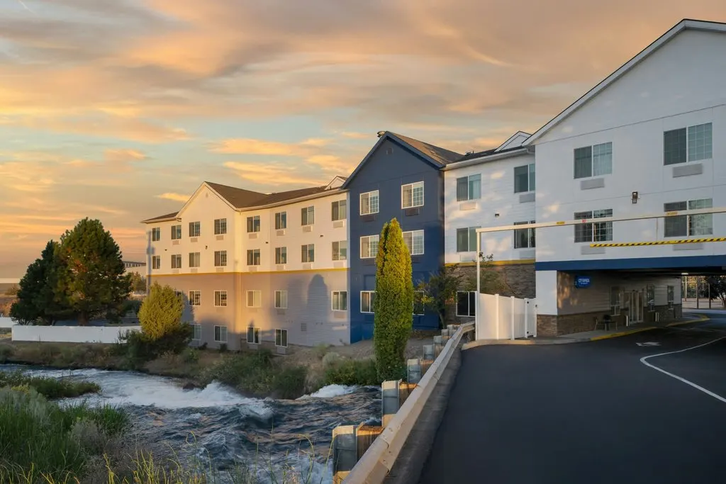 City Express by Marriott Redmond Bend Airport