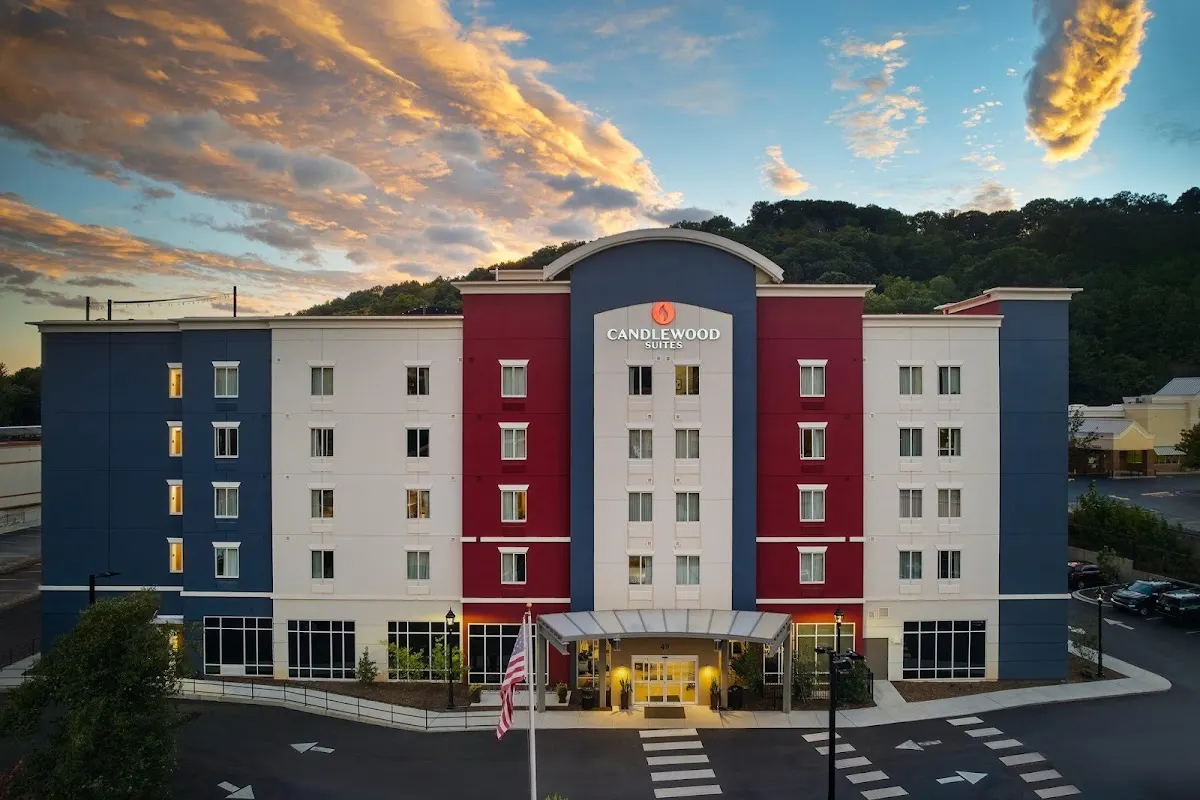 Candlewood Suites Asheville Downtown by IHG