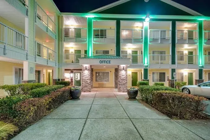 Crossland Seattle-Kent-Des Moines