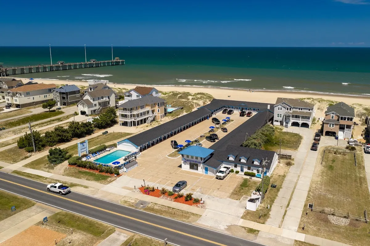 Dolphin Oceanfront Motel