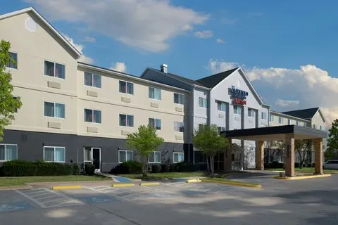 Fairfield by Marriott Inn & Suites Dallas Park Central