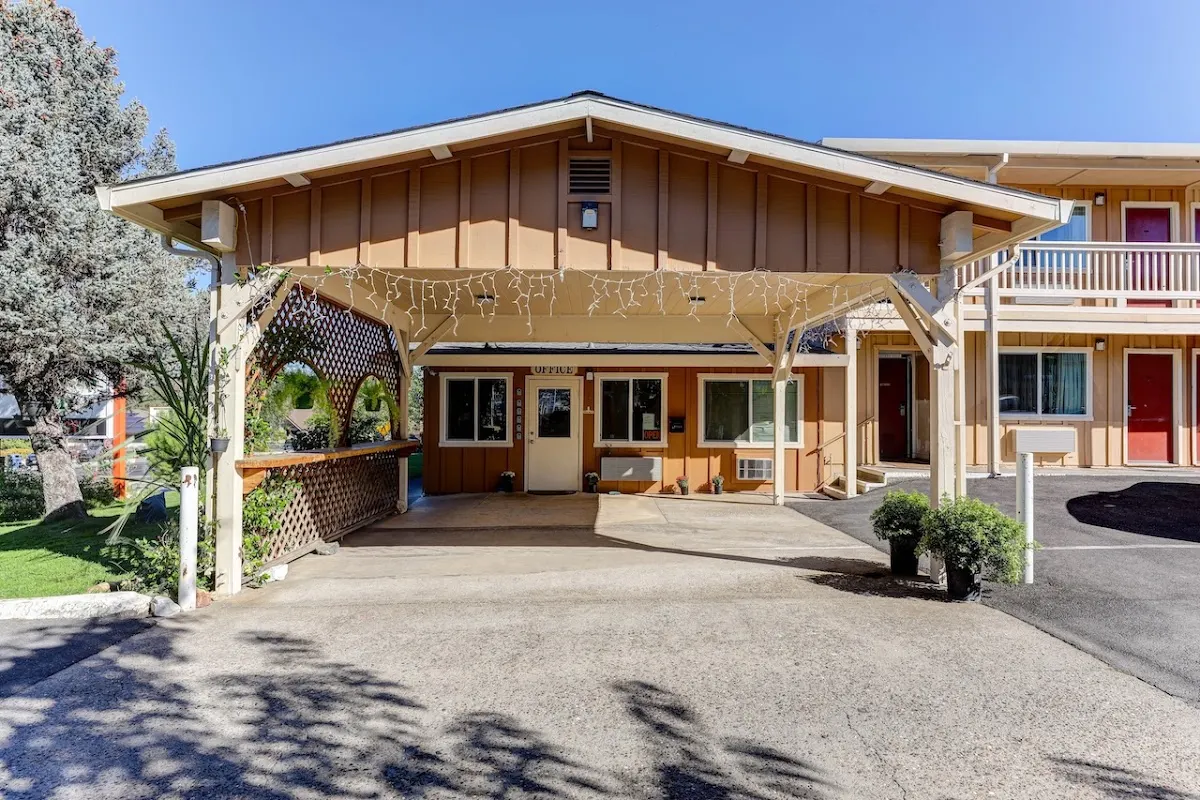 Angels Inn, Angels Camp