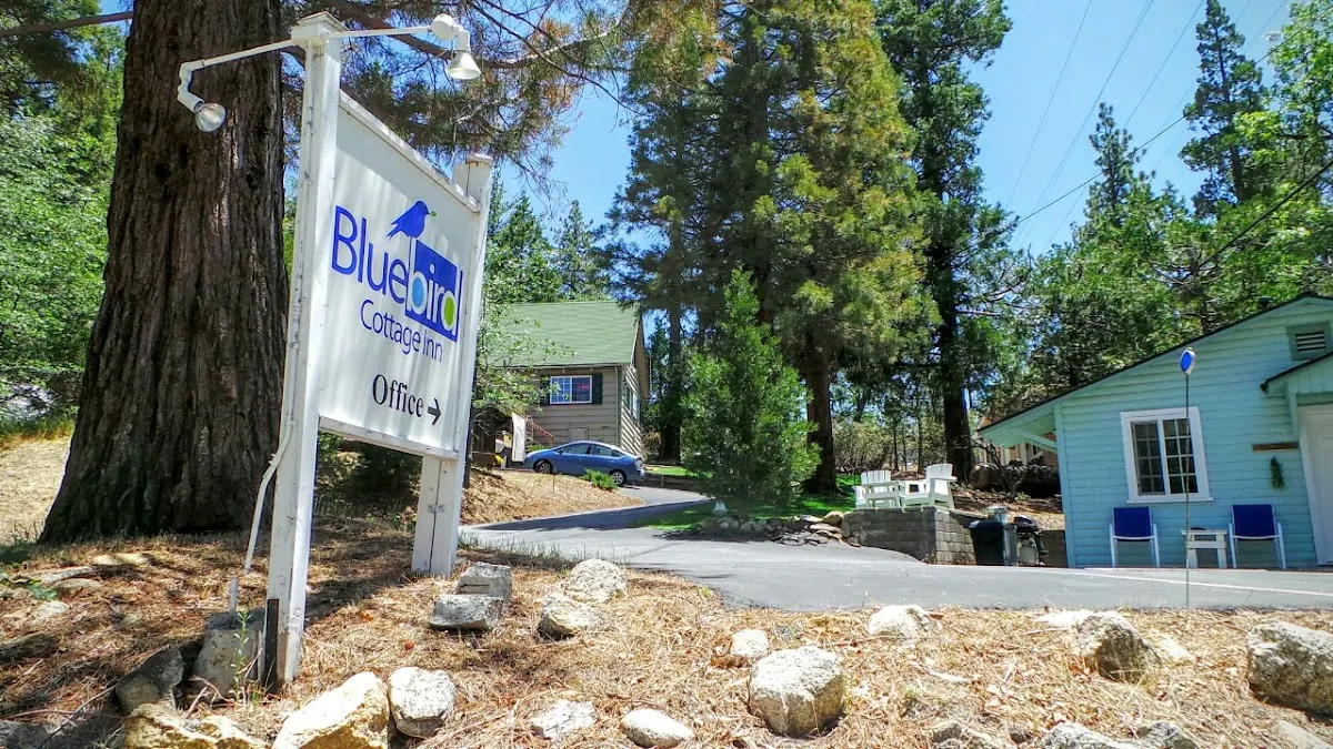 Bluebird Cottage Inn