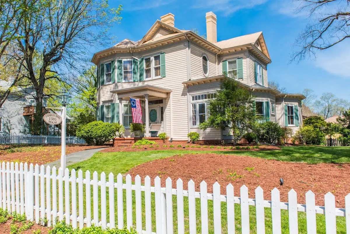 Charles Bass House B & B