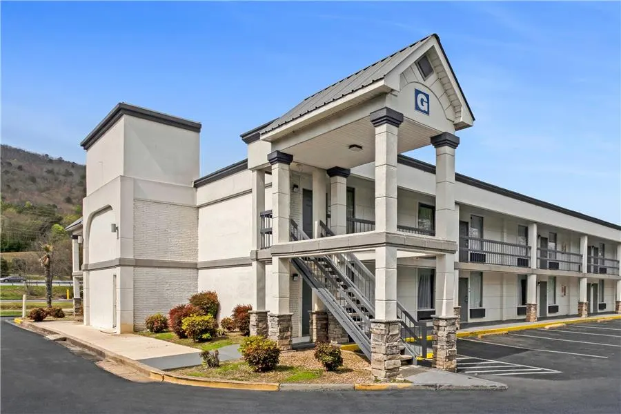 Quality Inn Dalton East