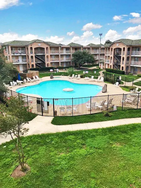 Budget Suites of America