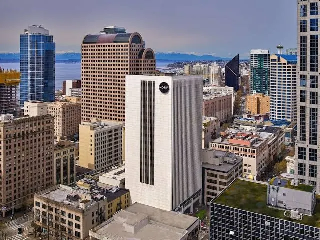 Hilton Motif Seattle