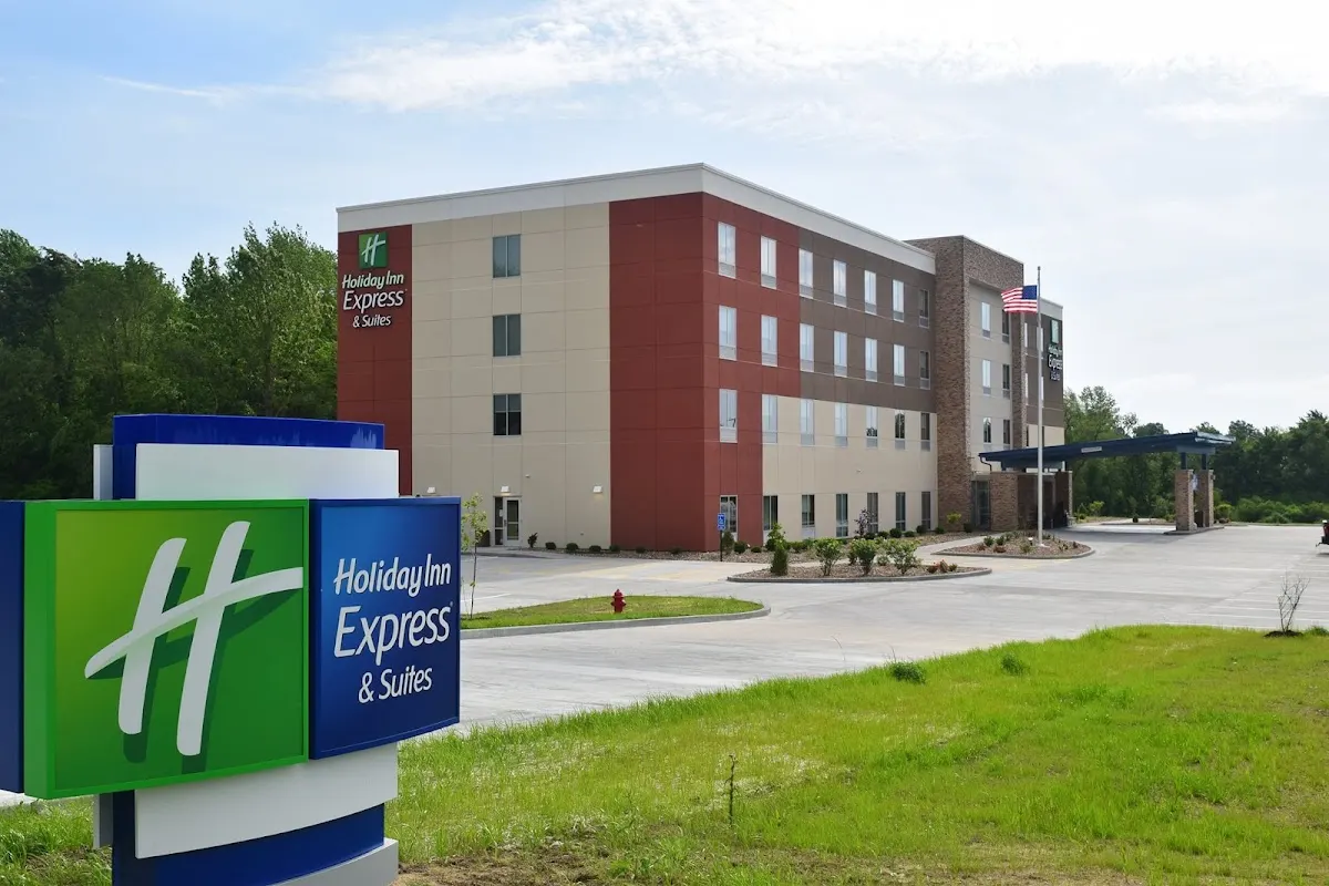 Holiday Inn Express & Suites Murphysboro - Carbondale, an IHG Hotel