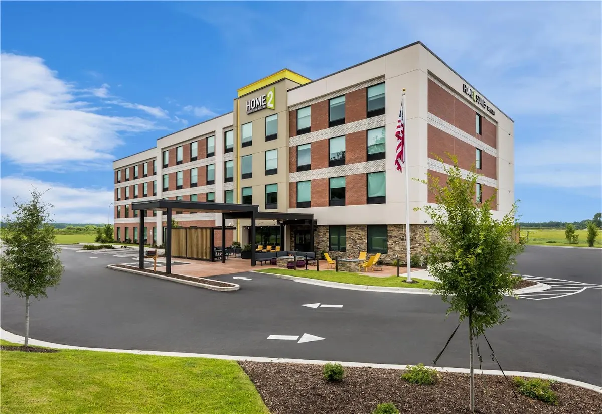 Home2 Suites by Hilton Sneads Ferry North Topsail Beach