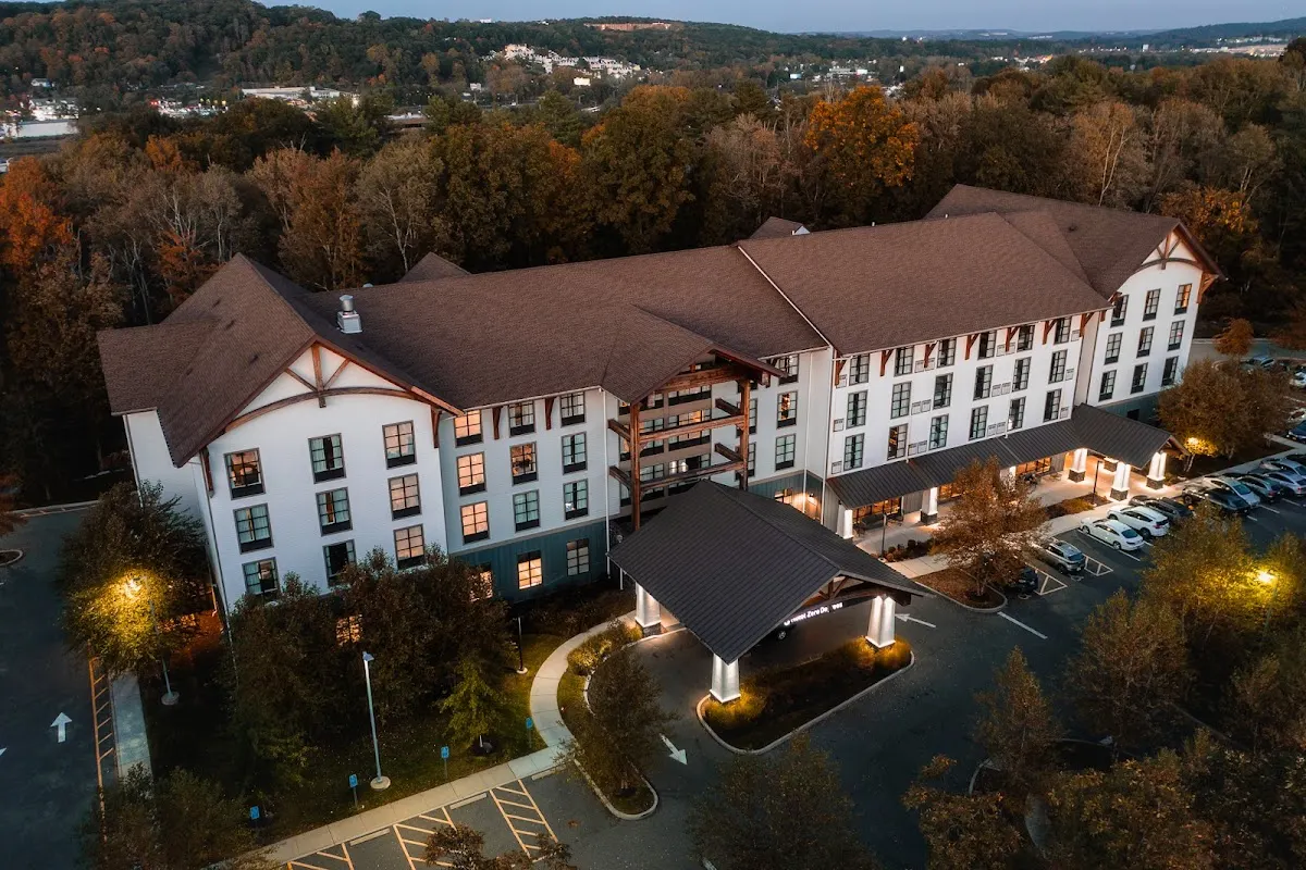 Hotel Zero Degrees Danbury