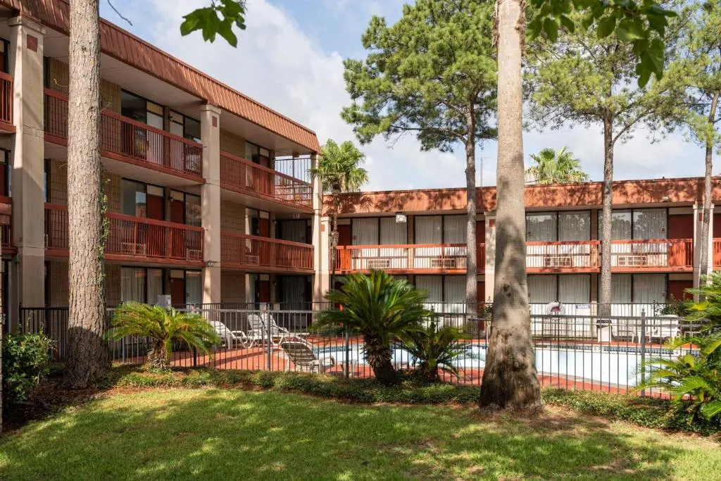 GreenTree Channelview