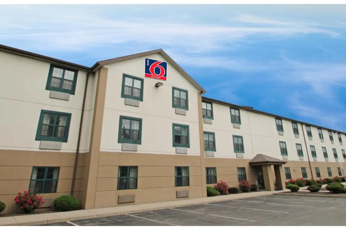 Studio 6 Corporate Extended Stay Amherst Buffalo NY