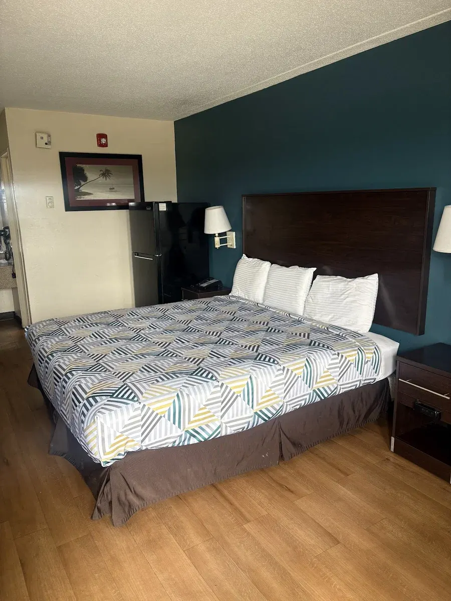 Studio 6 Suites Shreveport, LA – Industrial Loop