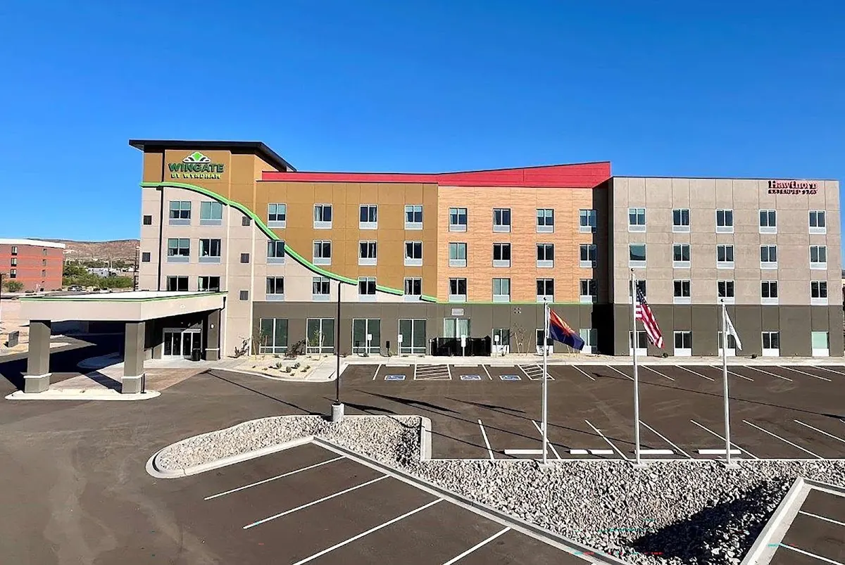 Hawthorn Extended Stay by Wyndham Kingman