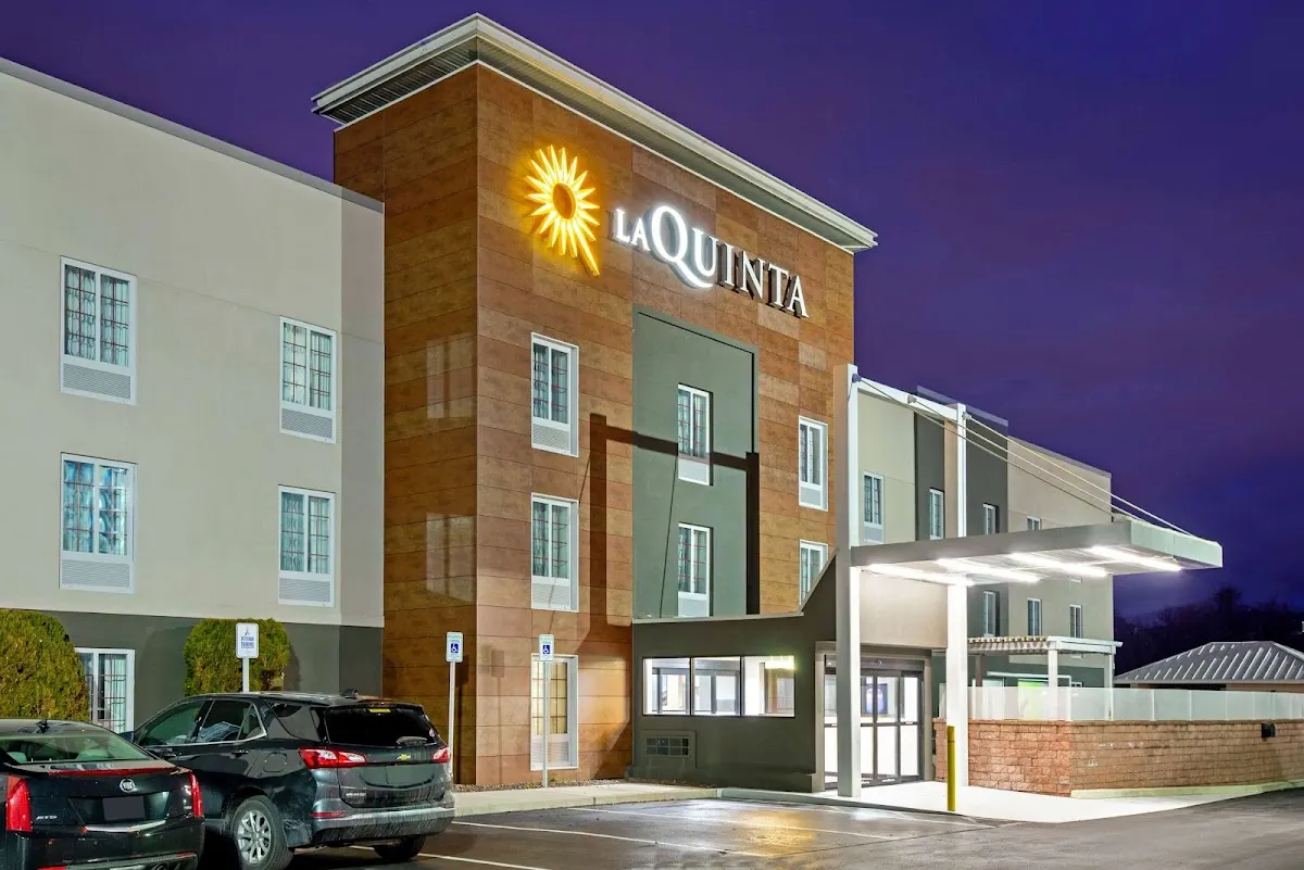 La Quinta Inn & Suites by Wyndham New Cumberland-Harrisburg