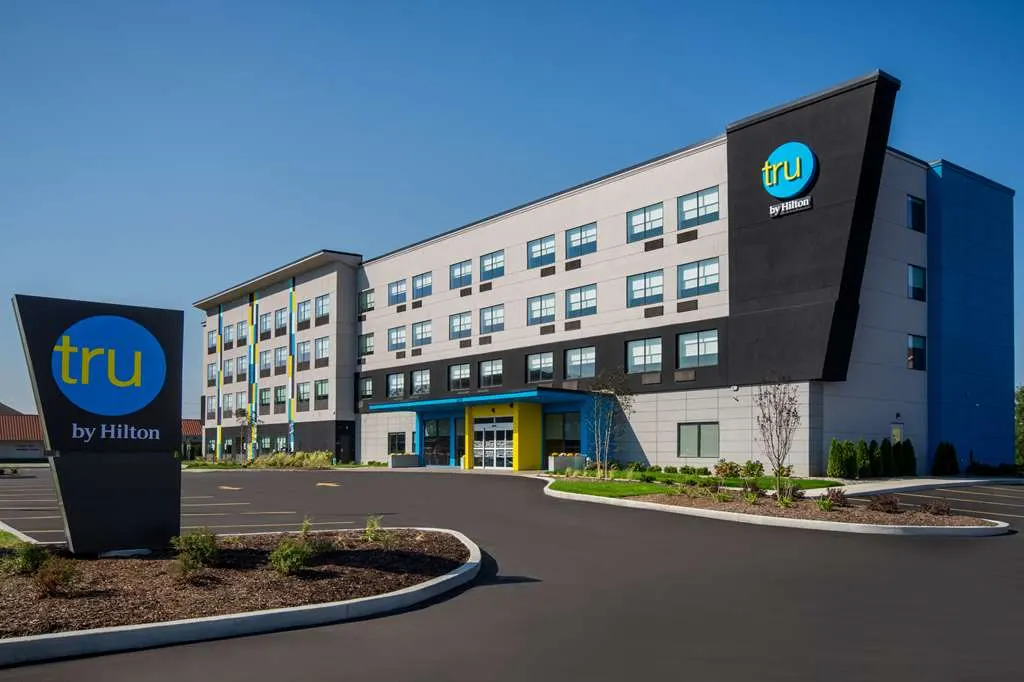 Tru by Hilton Merrillville