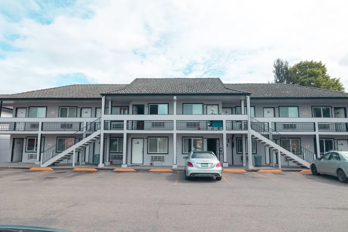 Sumner Motor Inn