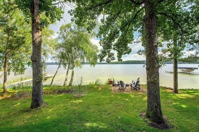 Short Drive to Itasca State Park - Waterfront Home