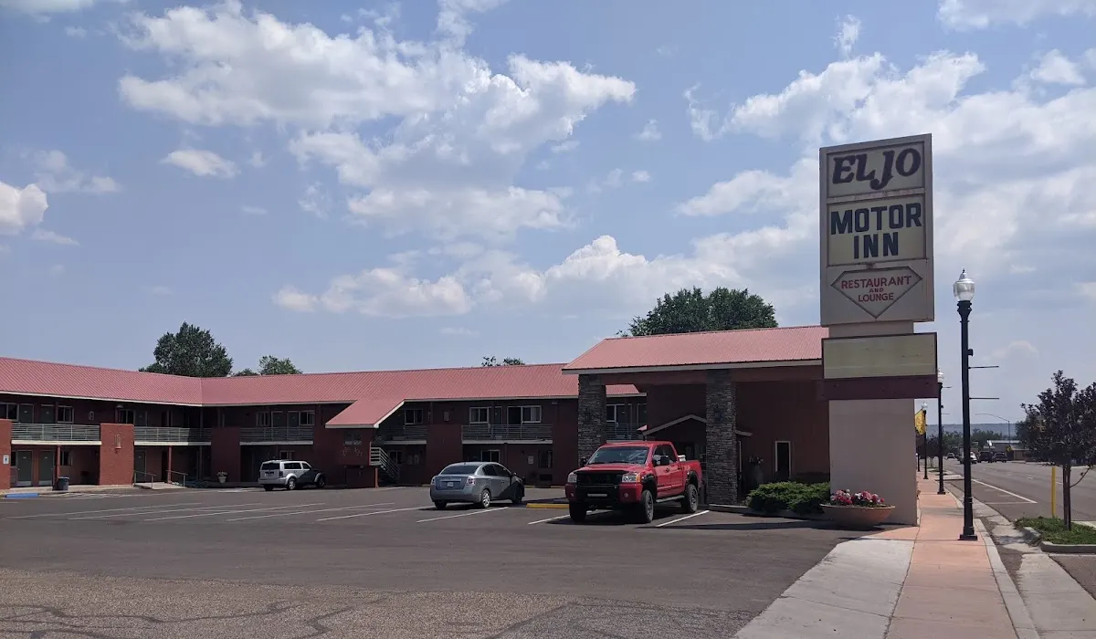 El Jo Motor Inn