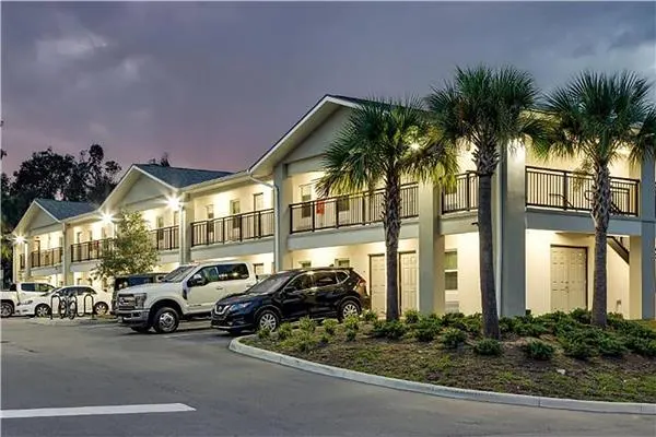 Baymont by Wyndham Ocala Suites