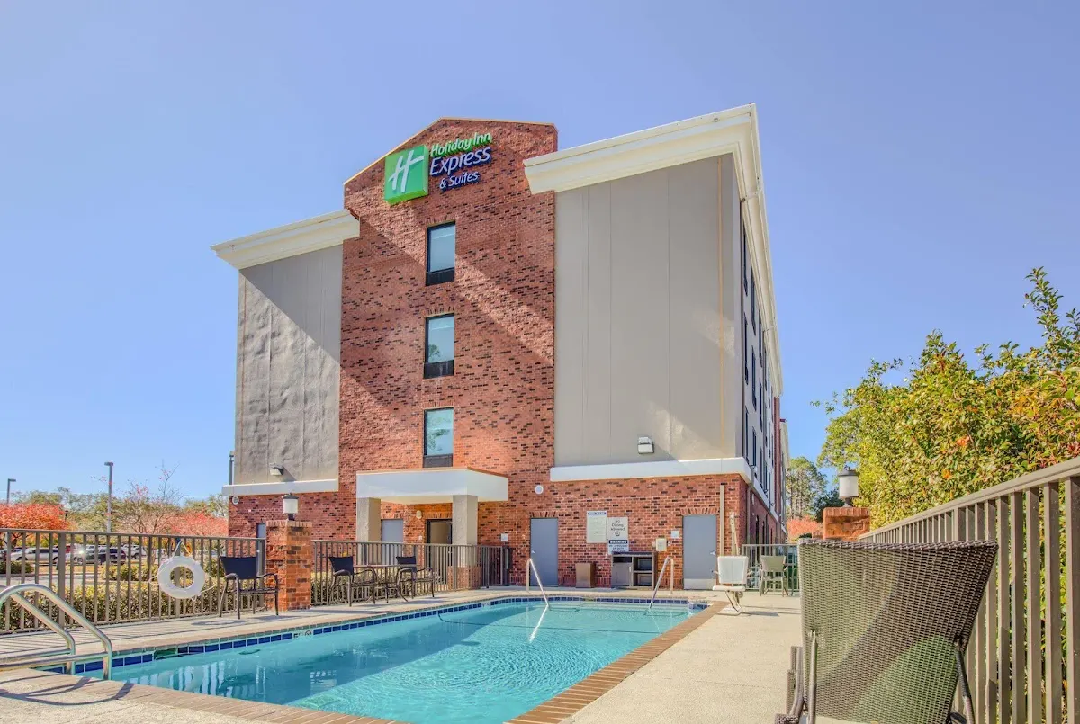 Holiday Inn Express & Suites Gulf Shores by IHG