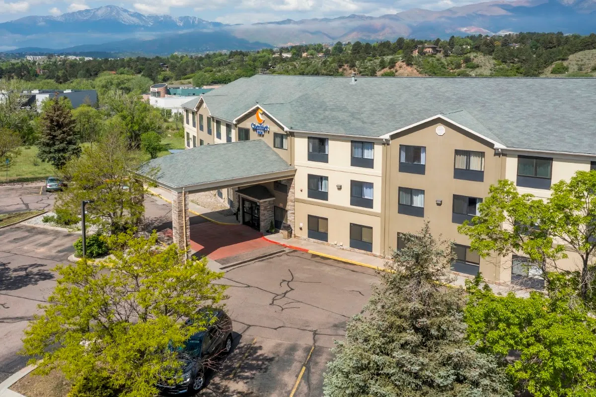 Comfort Inn North - Air Force Academy Area