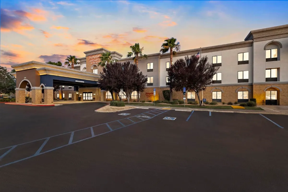 Hampton Inn & Suites Lancaster