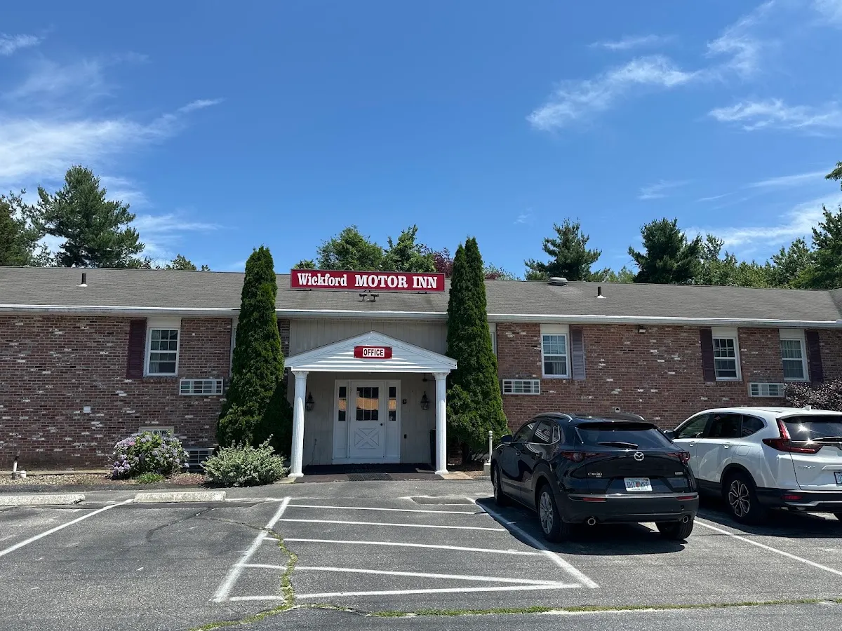 Wickford Motor Inn