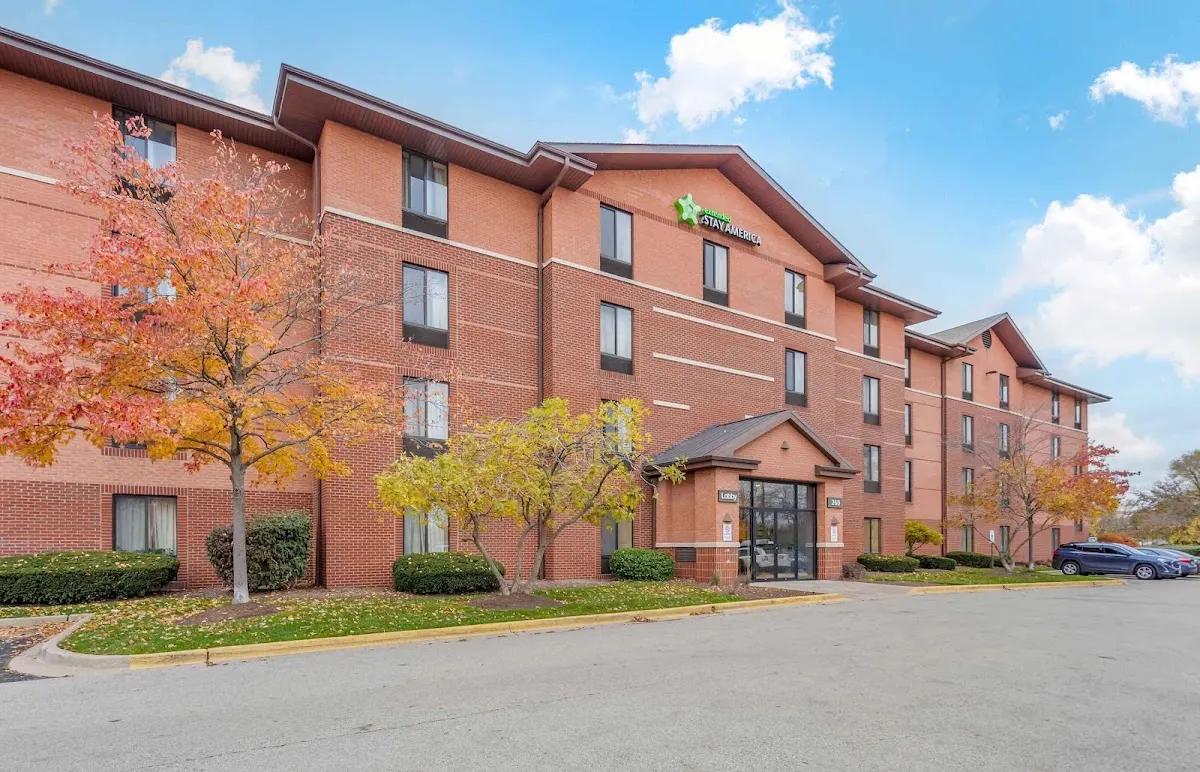 Extended Stay America Suites- Chicago - Lombard - Yorktown Center