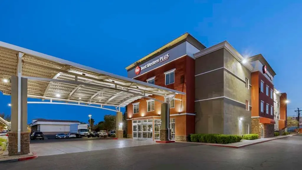 Best Western Plus Henderson Hotel