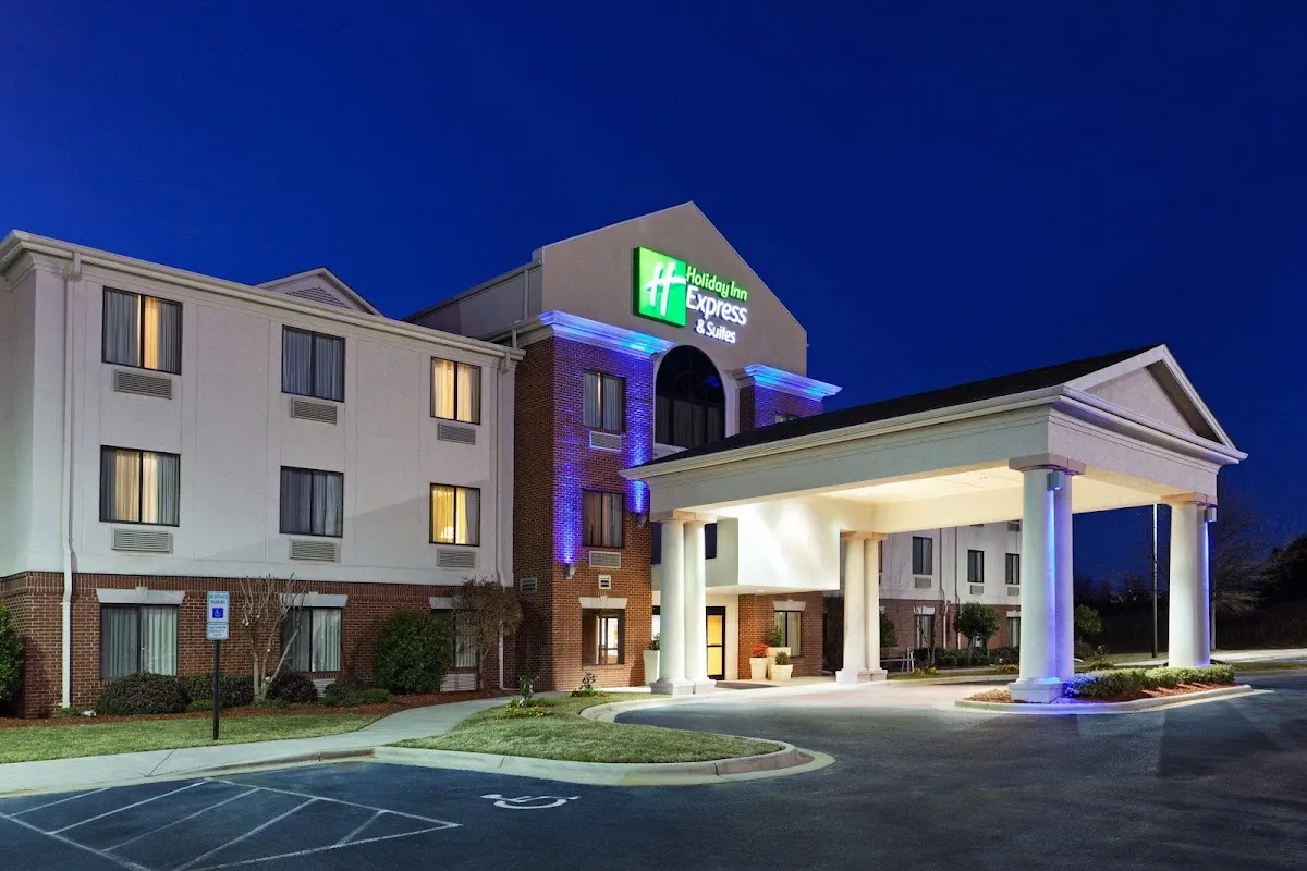 Holiday Inn Express & Suites Reidsville by IHG