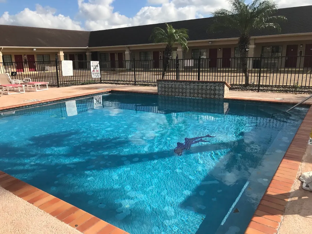 Los Fresnos Inn