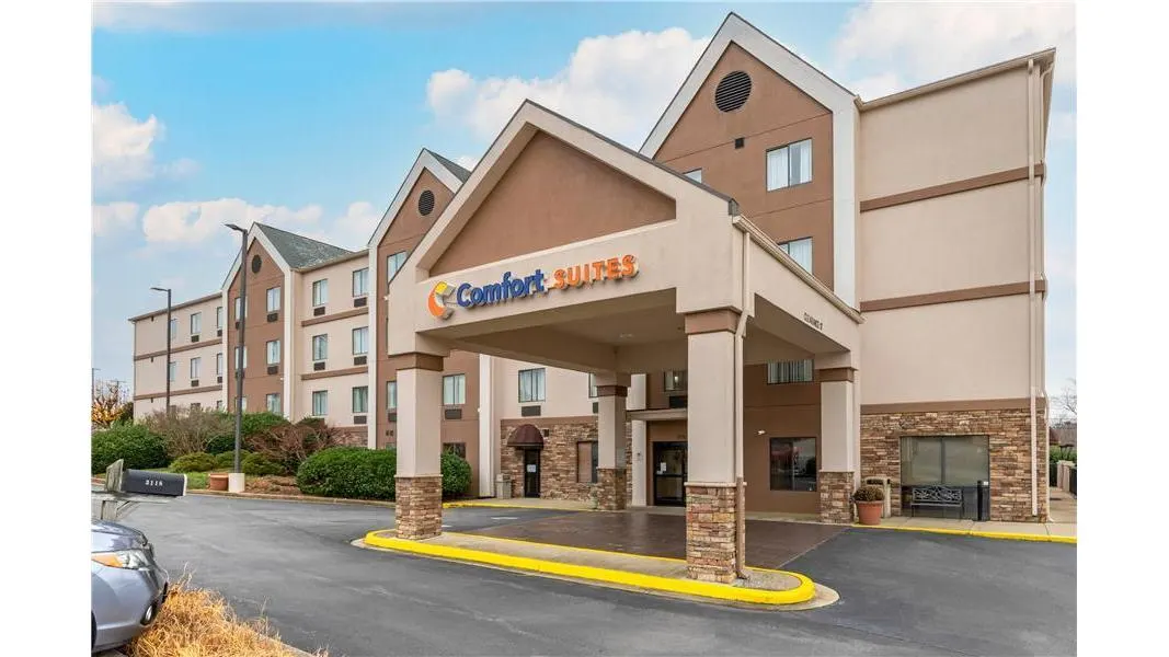 Comfort Suites Johnson City near University