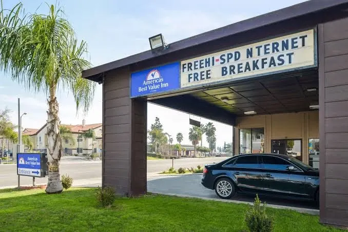Studio 6 Suites Delano, CA
