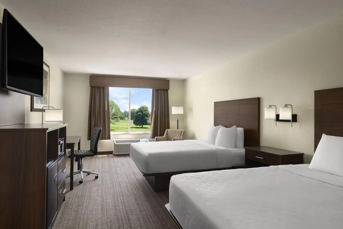 Crown Pointe Lodge, BW Signature Collection