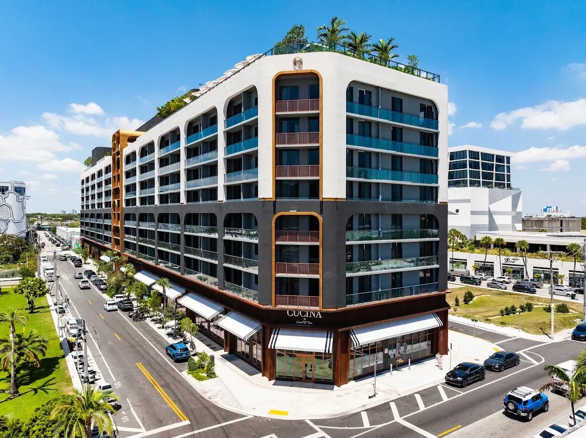 The 27 Wynwood