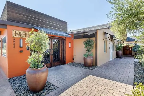 Carlton Oaks Lodge, an Ascend Collection Hotel