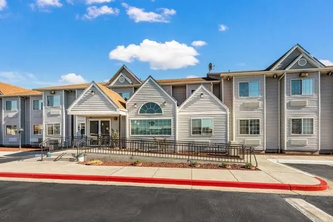 Quality Inn & Suites near NAS Fallon