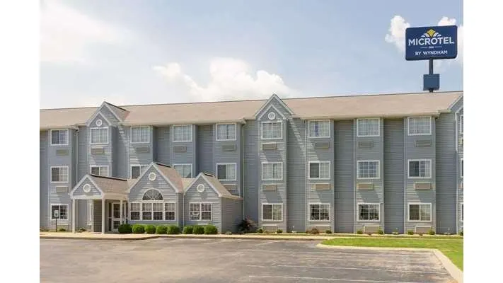 Microtel Inn & Suites by Wyndham Bowling Green