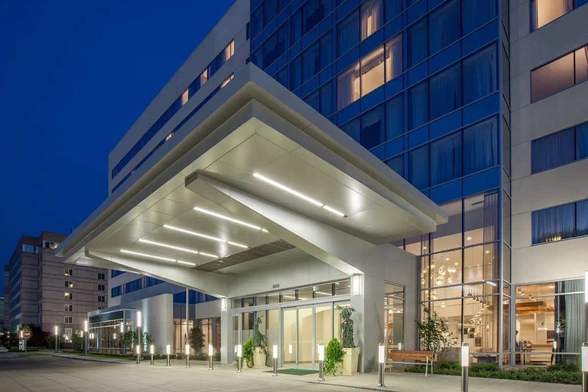 Holiday Inn Cleveland Clinic by IHG